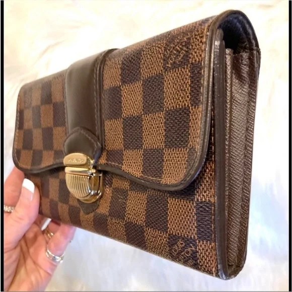 Authenticated Louis Vuitton Damier Ebene Sistina Long Wallet - Picture 6 of 16